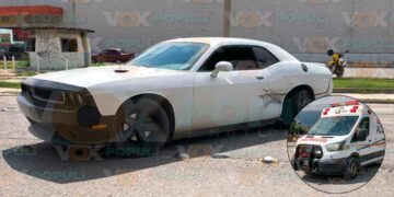 Socorristas a bordo de una ambulancia se impactan contra vehículo deportivo en Ciudad Victoria, Tamaulipas