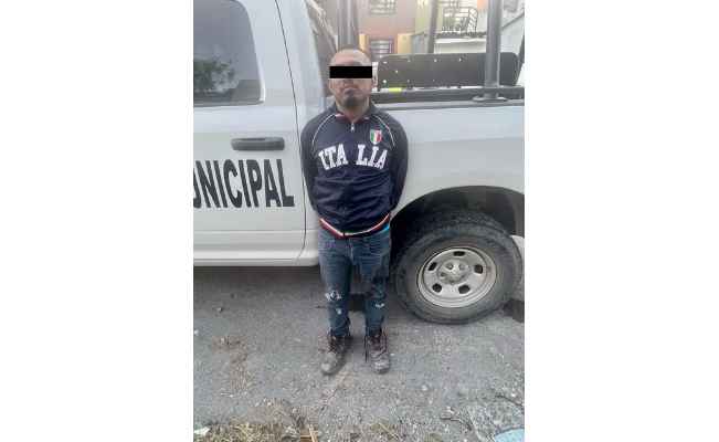Sujeto es detenido tras presuntamente lanzar a su pareja del segundo piso de una vivienda en Pesquería, Nuevo León