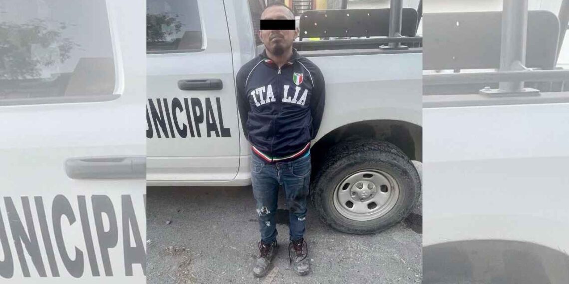 Sujeto es detenido tras presuntamente lanzar a su pareja del segundo piso de una vivienda en Pesquería, Nuevo León