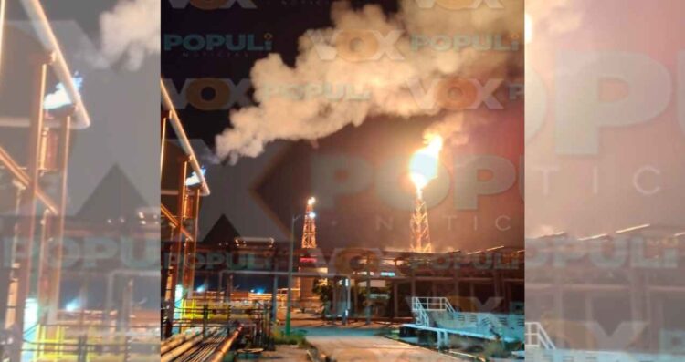 Trabajador de compañía muere al caer desde lo alto de una torre en Refinería de Ciudad Madero, Tamaulipas