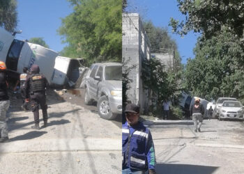 Trailero termina herido tras volcar e impactarse contra barda de una vivienda en Allende, NL