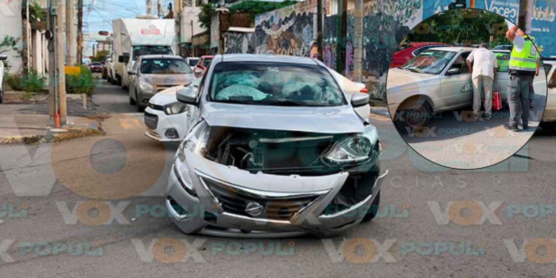 Ven semáforo en verde de céntrico bulevar y protagonizan accidente vial con una lesionada en Cd. Victoria, Tamaulipas