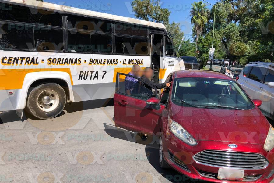 accidente vial con microbús en ciudad victoria