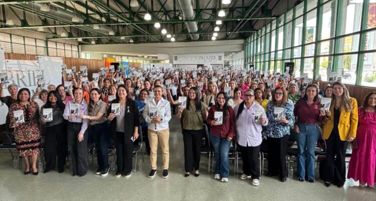 asamblea de mujeres de inmujer nuevo laredo