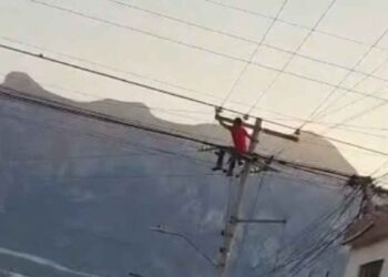 _descarga eléctrica en Santa Catarina