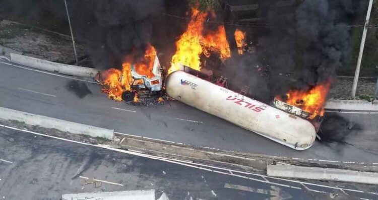 explosión de pipa en Iztapalapa
