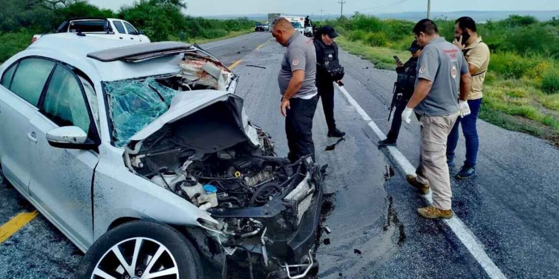 fuerte choque en Jiménez