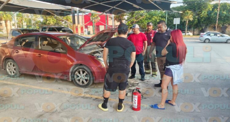 incendio de automóvil en ciudad victoria