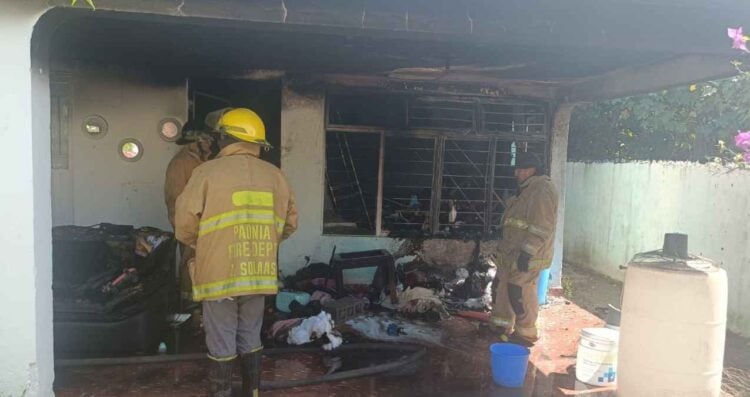 _incendio en vivienda en Victoria