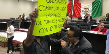 manifestación en Congreso de Tampico