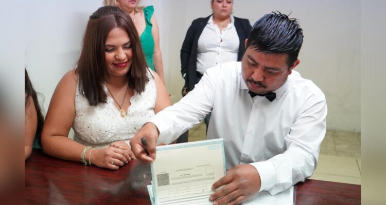 matrimonios colectivos del DIF Nuevo Laredo