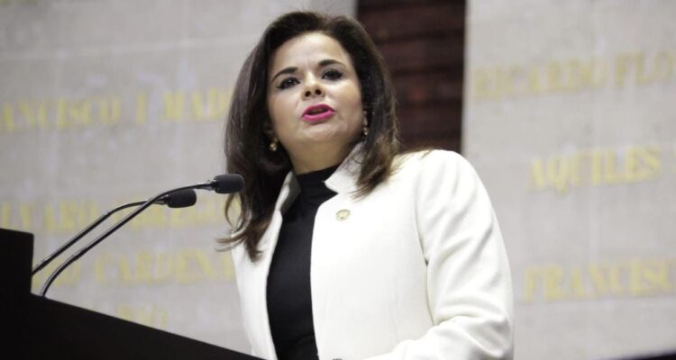 Montserrat Arcos Velázquez