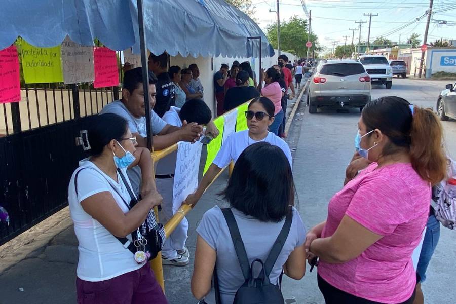 protesta por bullying en primaria de Matamoros