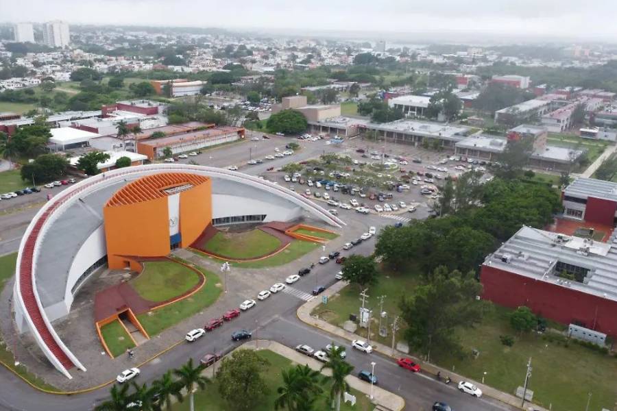 suspensión de clases uat tampico