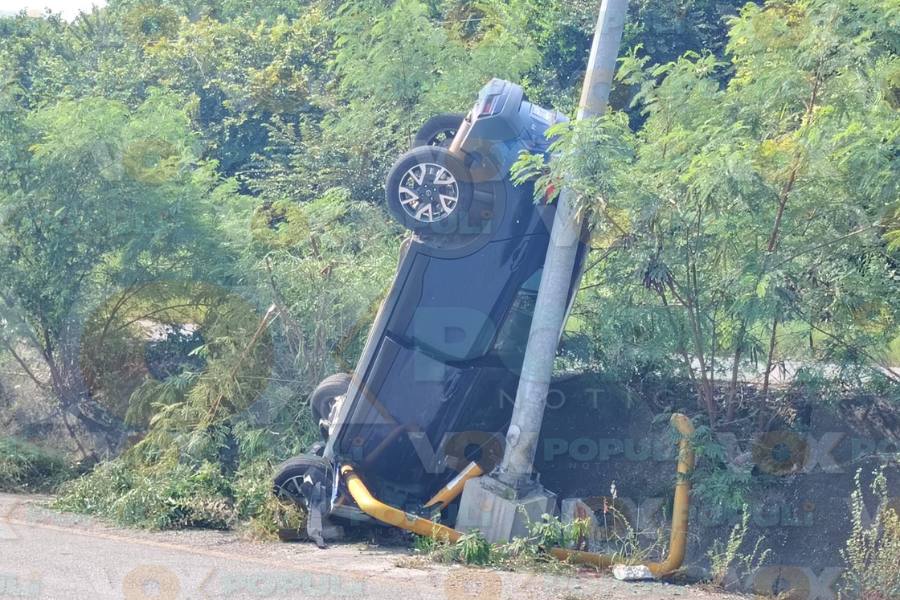 volcadura contra poste en altamira