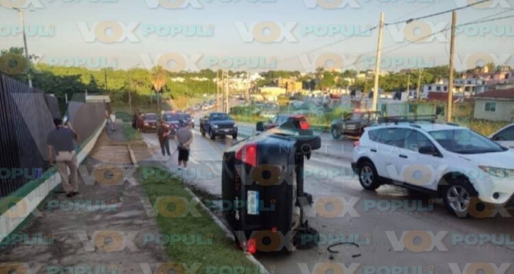 volcadura de auto en tampico