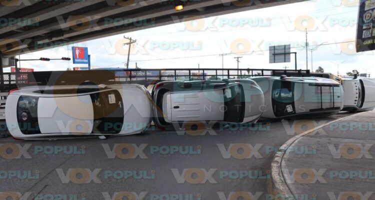 volcadura de camioneta nodriza en Matamoros
