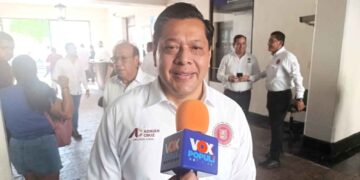 Adrián Cruz, diputado local, busca apoyo laboral para padres de niños con autismo en Tamaulipas