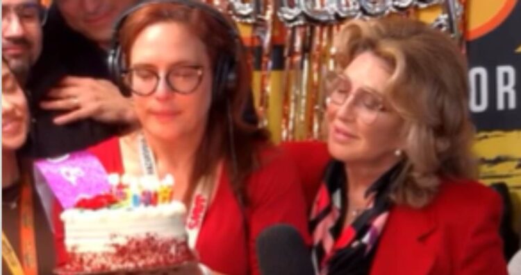 Angélica Vale celebra sus 50 años en compañía de su mamá y sus hijos tras anunciar su divorcio