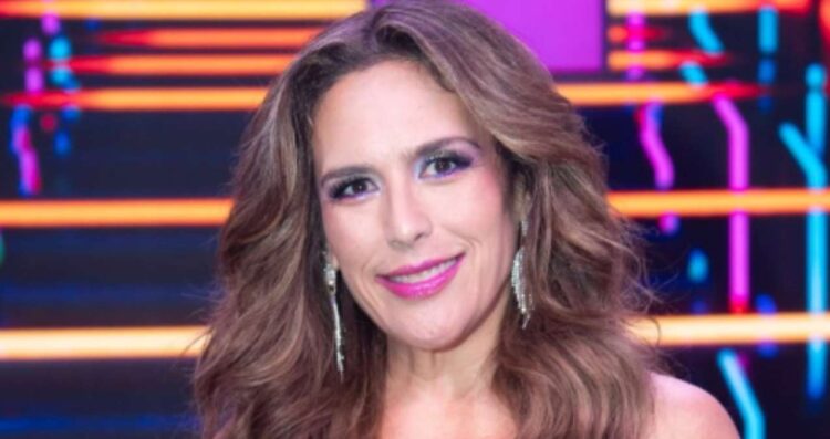 Angélica Vale llora al explicar por qué no habló antes de su divorcio