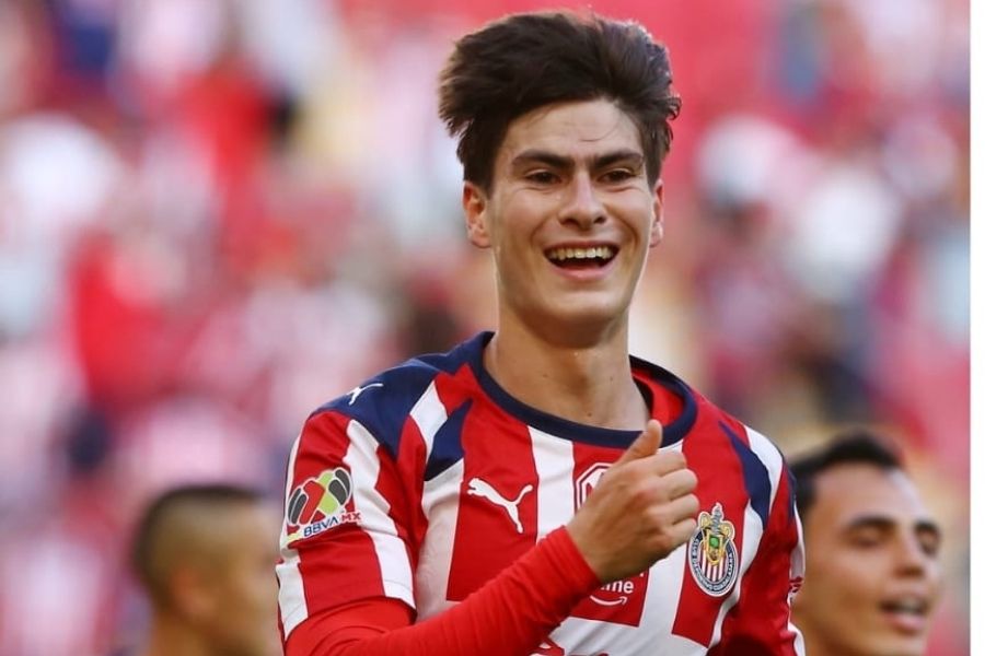 Armando González goleador Chivas