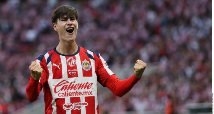 Armando González goleador Chivas