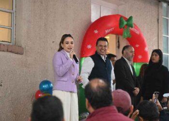 Arrancan Lucy y “Lalo” “Ayudemos a Santa 2025”