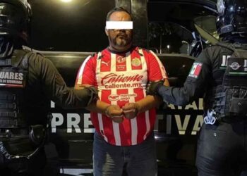 Arrestan a hombre por hacerse pasar por escolta de empresa de seguridad privada en Tlaquepaque, Jalisco