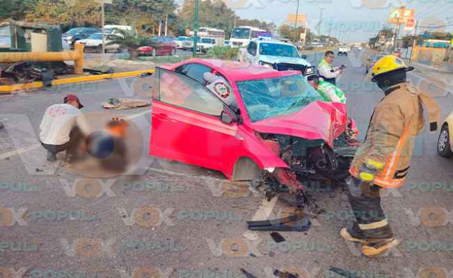 Automovilista y su acompañante quedan heridos tras chocar contra contención de registro de la CFE en Altamira, Tamaulipas