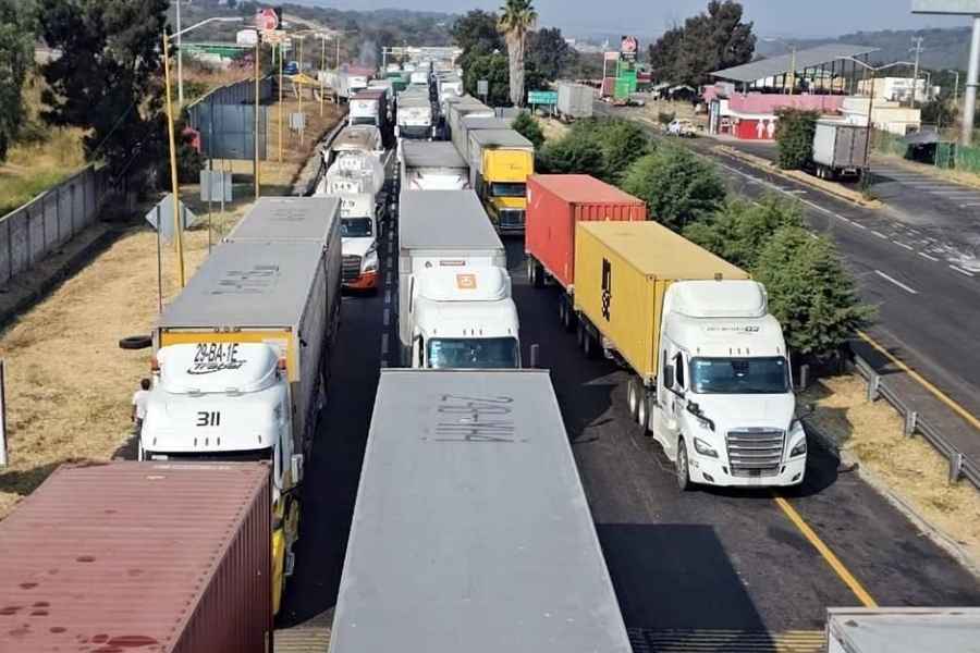 Bloqueos carreteros en México dejaron una pérdida de hasta 6 mil mdp, según Concanaco Servytur