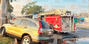 camioneta impactada palmera Tampico