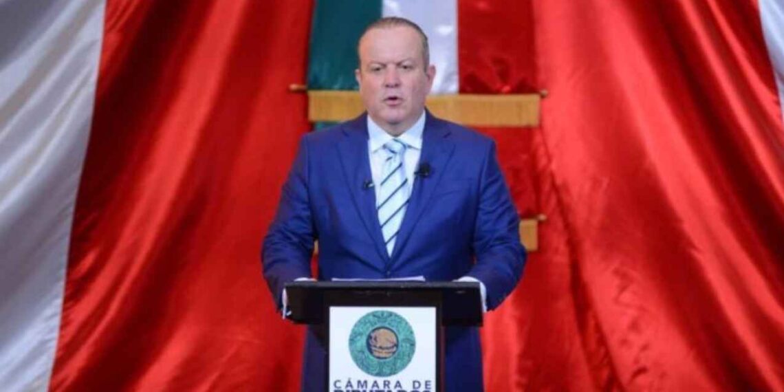 Carlos Cantúrosas respalda reforma que facilita la cancelación de servicios automáticos