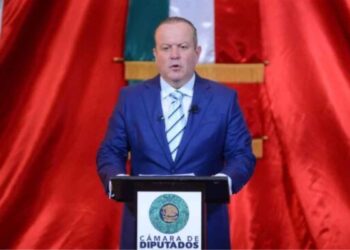 Carlos Cantúrosas respalda reforma que facilita la cancelación de servicios automáticos