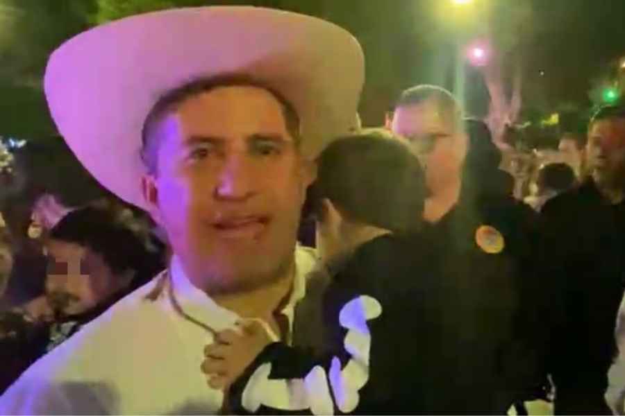 Carlos Manzo, cargaba a su hijo en sus últimos minutos de vida