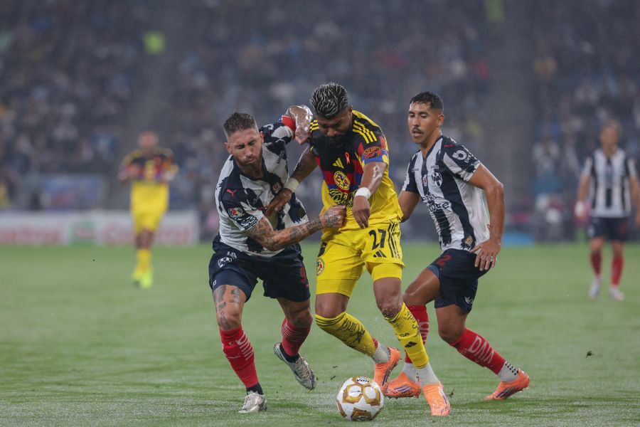 César Ramos será el árbitro del América vs Rayados en la Vuelta de Cuartos de Final de la Liga MX