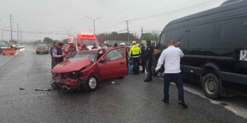 Choque en la Apodaca–Juárez con lesionados