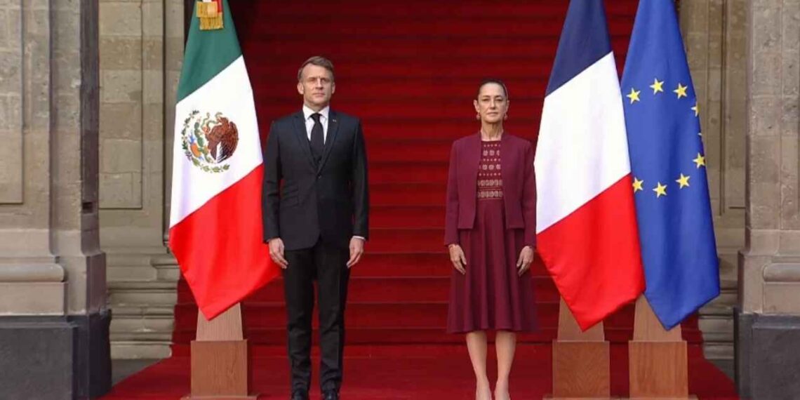 Claudia Sheinbaum recibe al Presidente de Francia, Emmanuel Macron en el Palacio Nacional