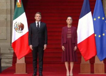 Claudia Sheinbaum recibe al Presidente de Francia, Emmanuel Macron en el Palacio Nacional