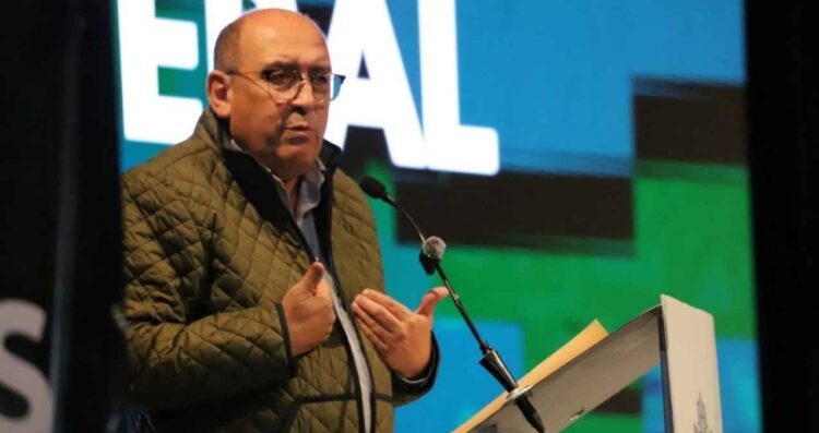Coordinador del PRI señala posibles afectaciones a familias por reforma de Ley de Aguas en México