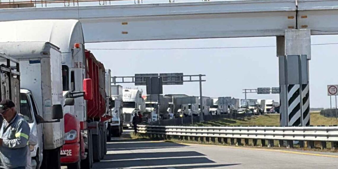 Coparmex respaldo transportistas productores