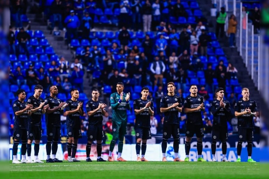 Cruz Azul 4 trofeos