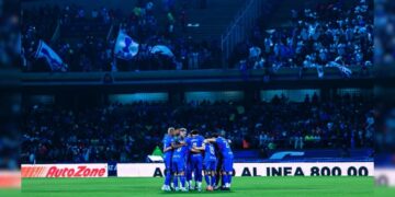 Cruz Azul 4 trofeos