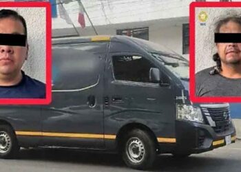 Detienen a dos hombres por robo de paquetes en Benito Juárez, CDMX