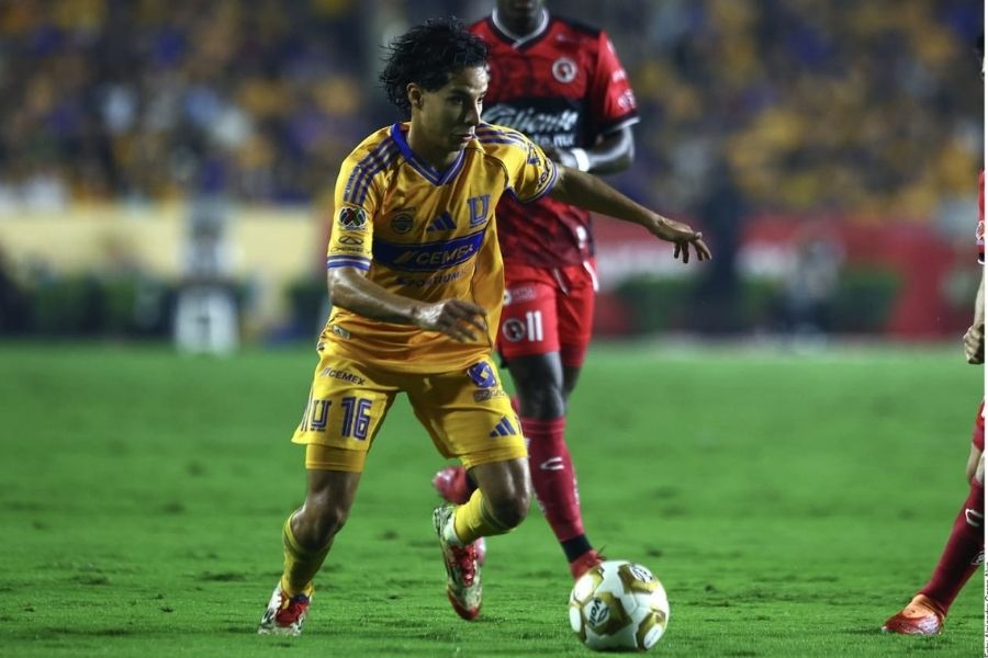 Diego Lainez Tigres UANL