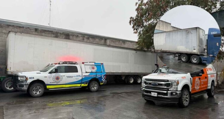 Empleado queda prensado entre rampa de descarga y caja de tráiler en San Nicolás, NL