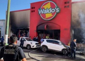 Empresa Waldo’s se compromete en apoyar a víctimas del incendio en Hermosillo