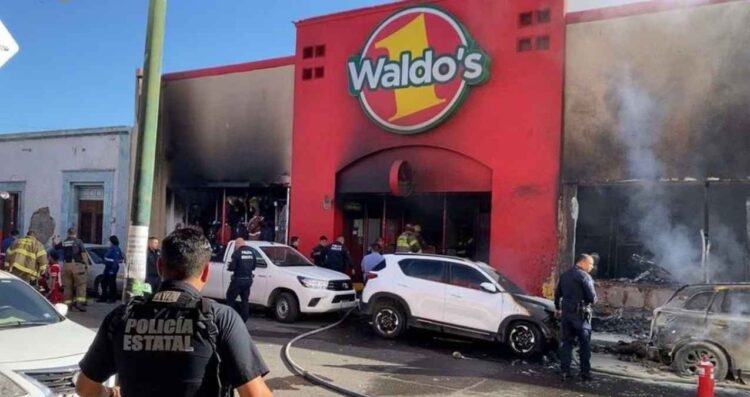 Empresa Waldo’s se compromete en apoyar a víctimas del incendio en Hermosillo