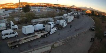 FOTOS: Bloqueos de transportistas se mantienen este miércoles en carreteras de varios estados