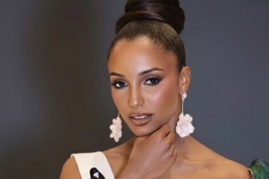 Filtran el estado de salud de Miss Jamaica 2025 tras caída del escenario en la final de Miss Universo