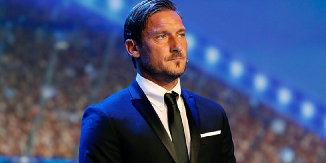 Francesco Totti enfrenta investigación tras denuncia por presunto abandono de menores